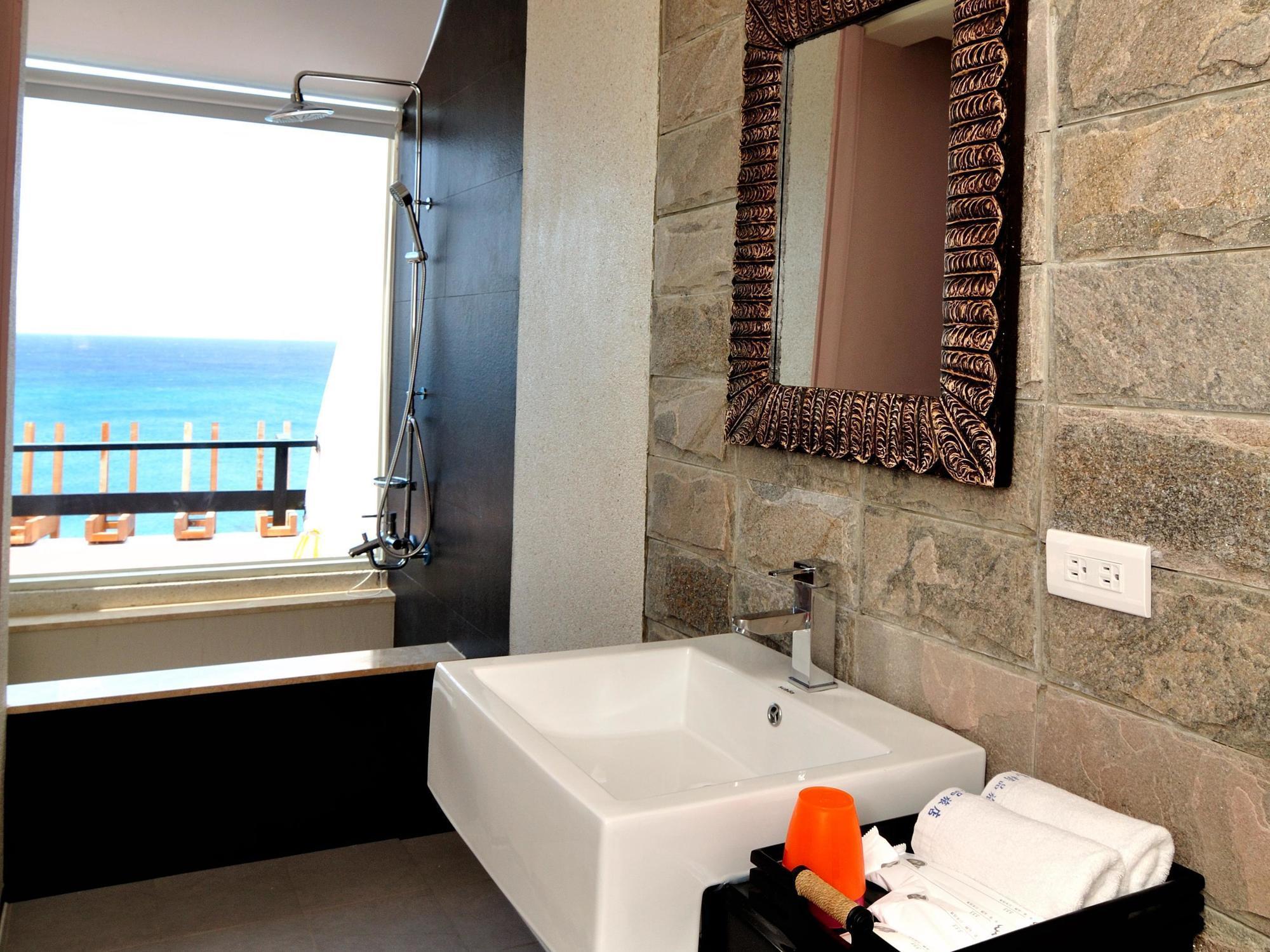 海南島 Bed and Breakfast Cape Eluanbi Eksteriør billede